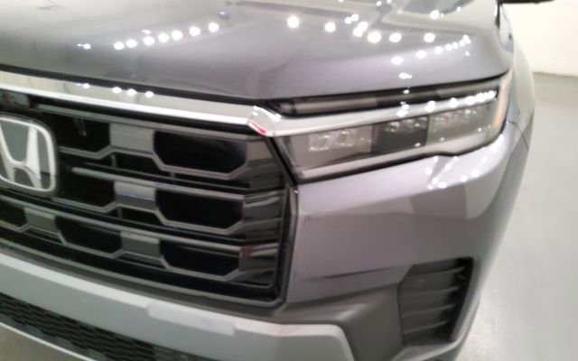 New 2026 Honda Pilot Elite image 9