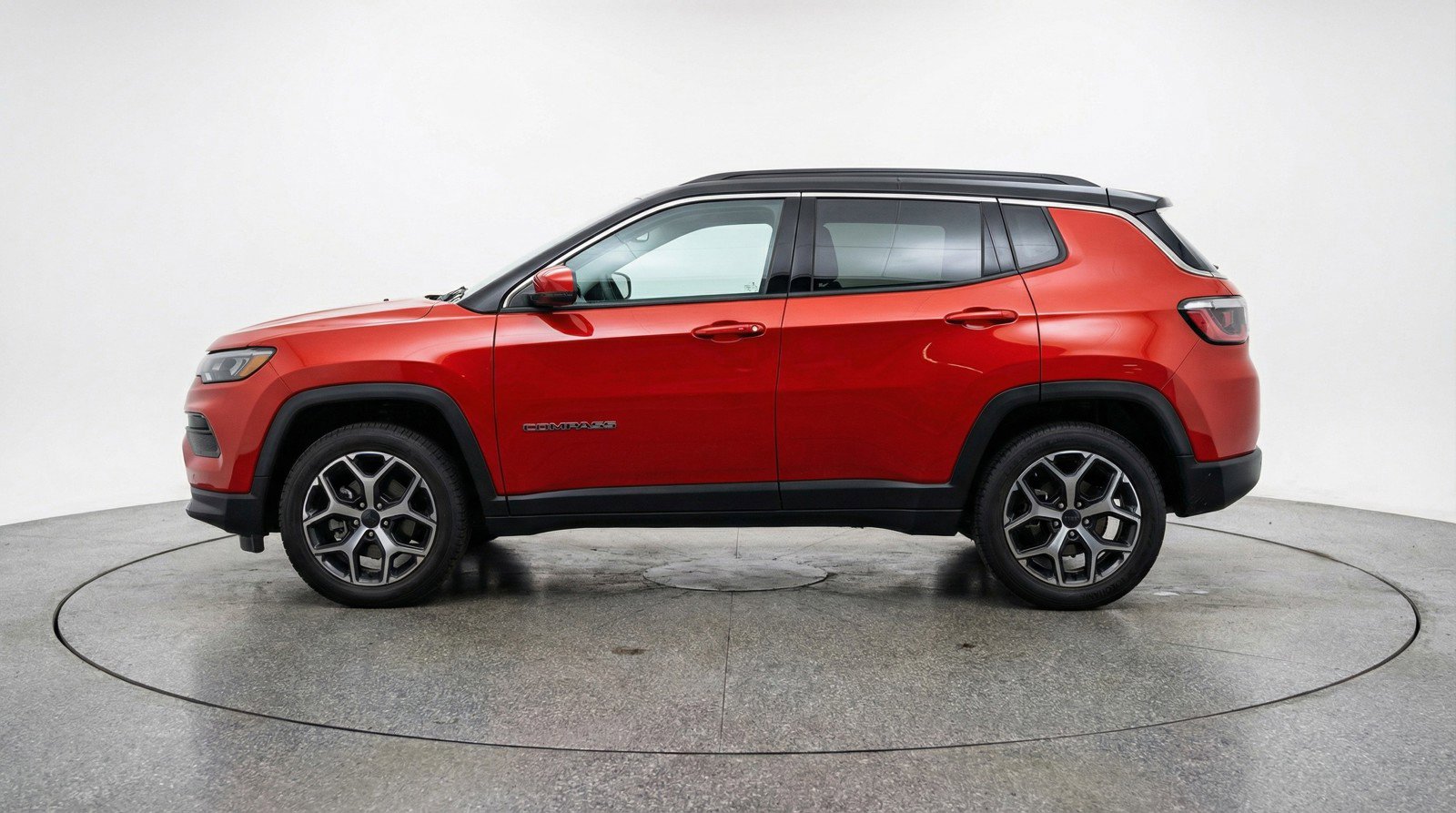 Used 2025 Jeep Compass Limited AWD/4WD image 5