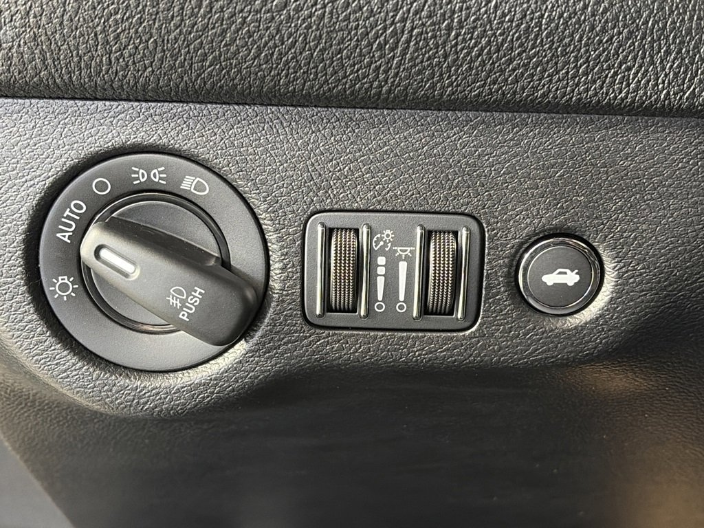 Used 2022 Dodge Challenger GT w/ Blacktop Package image 23