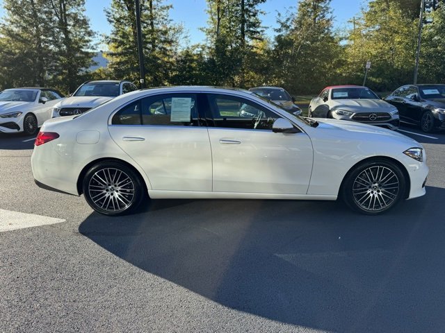 Used 2025 Mercedes-Benz C 300 4MATIC Sedan image 2