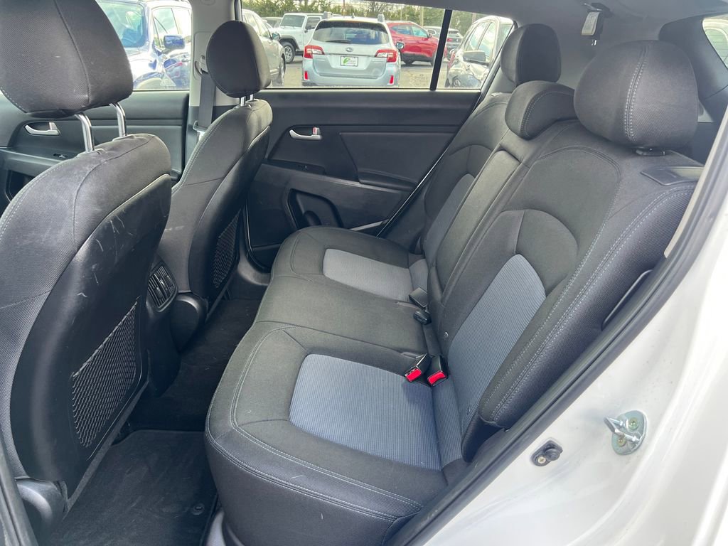 Used 2015 Kia Sportage LX image 16