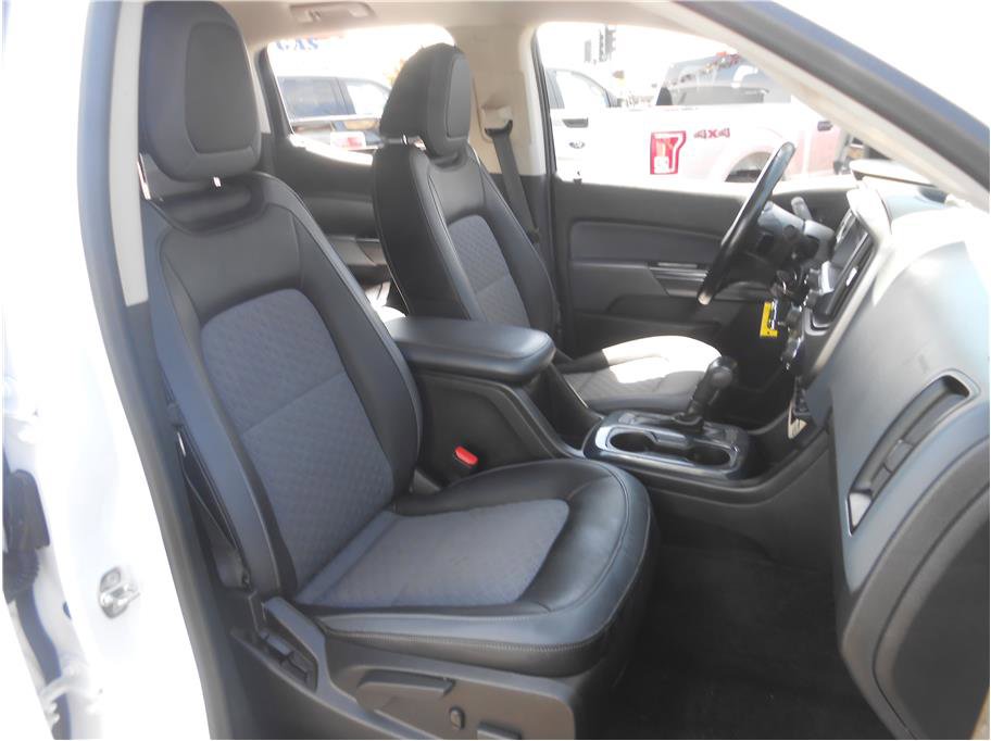 Used 2017 Chevrolet Colorado Z71 image 10