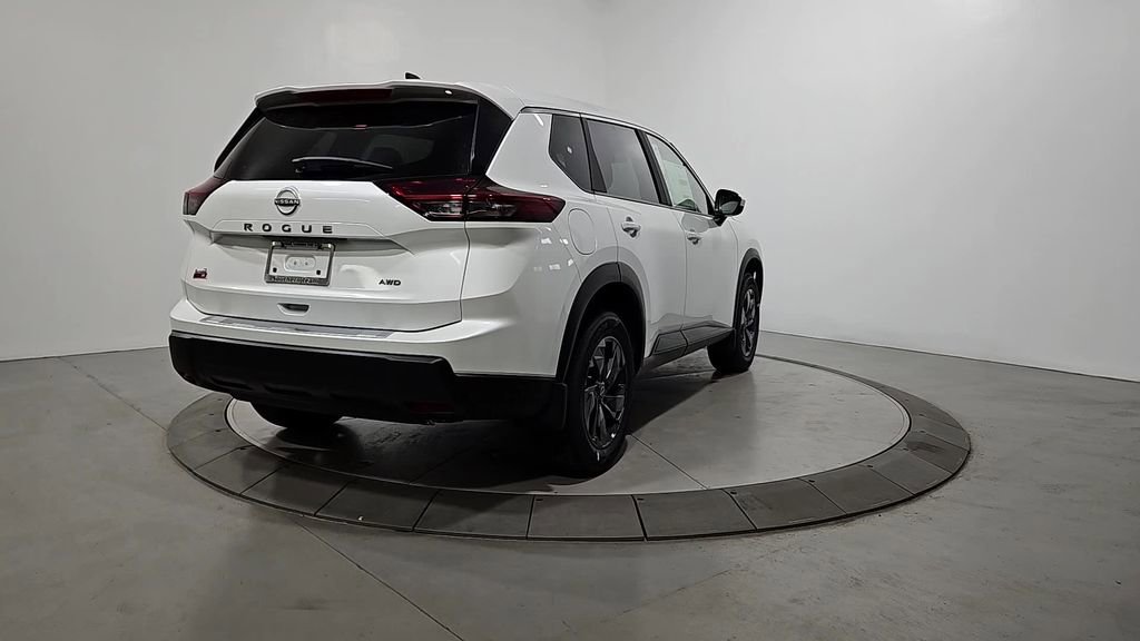 New 2026 Nissan Rogue SV image 5