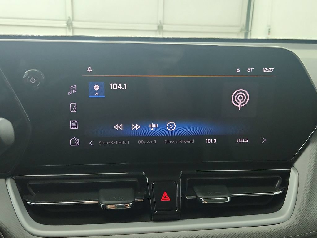 Used 2025 Chevrolet TrailBlazer LT w/ Convenience Package FWD image 26