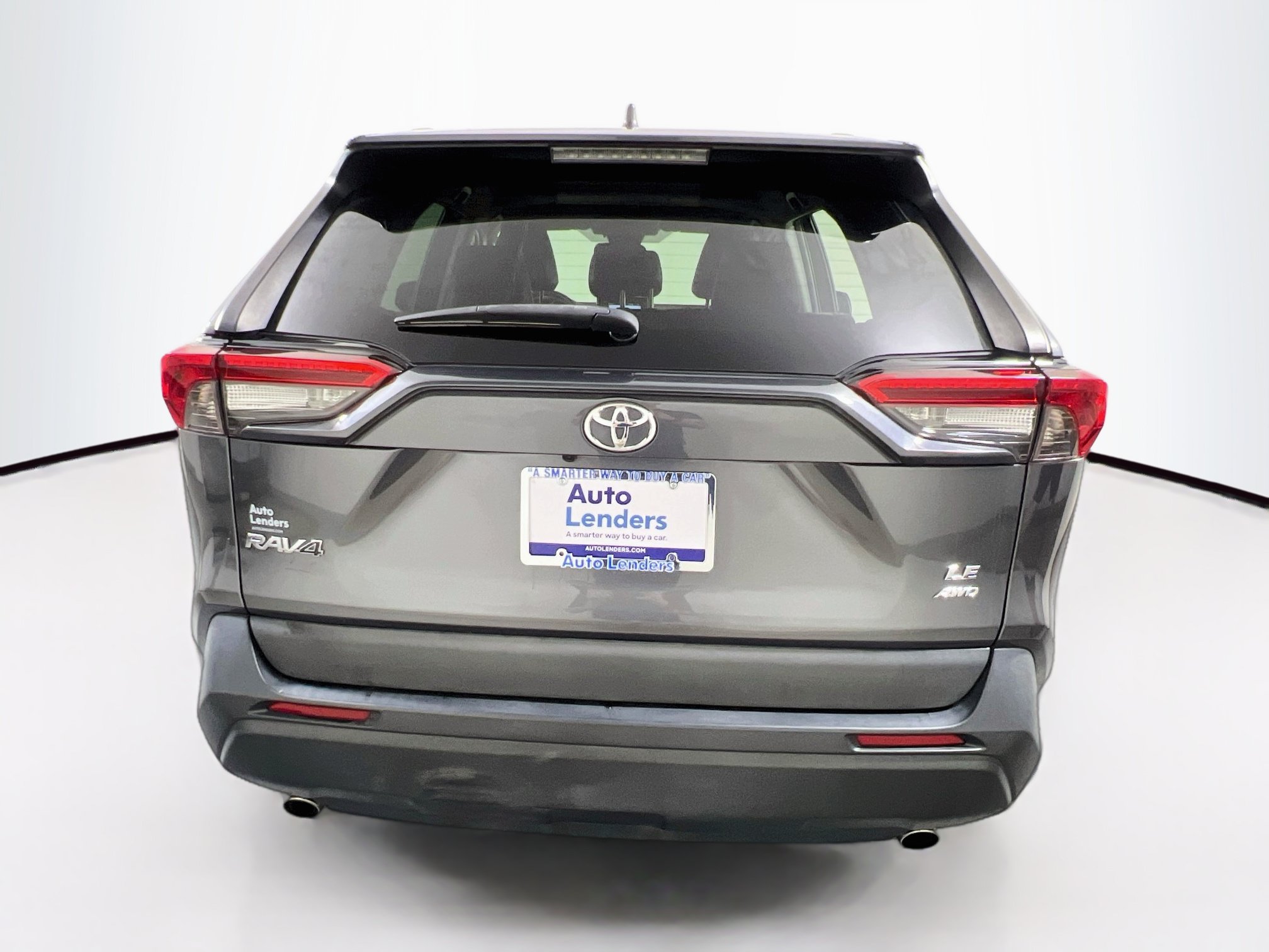 Used 2021 Toyota RAV4 LE w/ Carpet Mat Package (TMS) AWD/4WD image 6