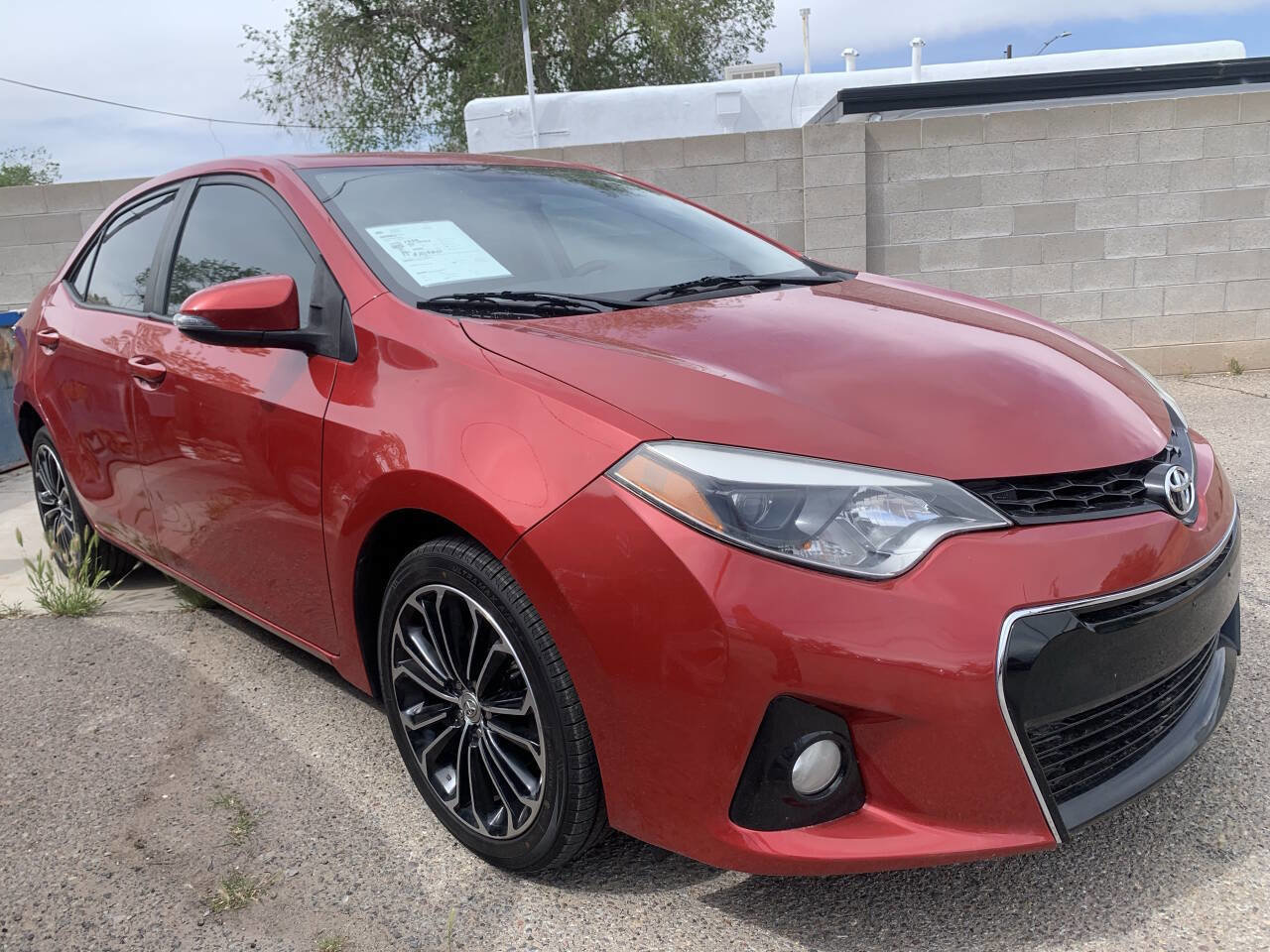 Used 2014 Toyota Corolla S Premium FWD image 2