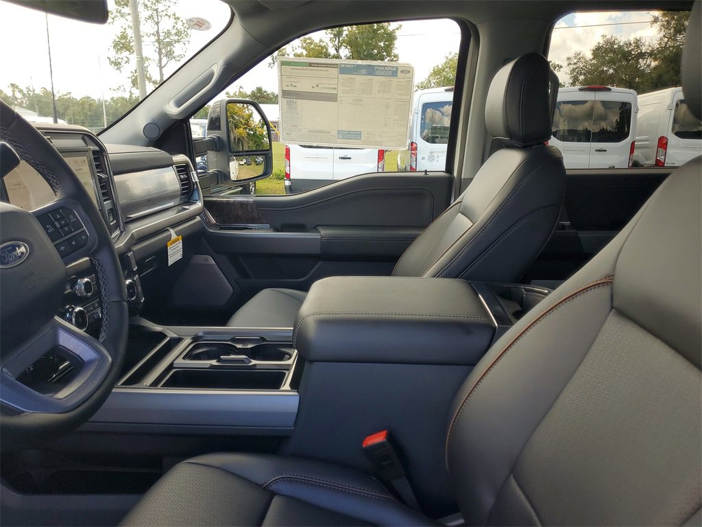 New 2026 Ford F350 Lariat w/ Black Appearance Package image 8