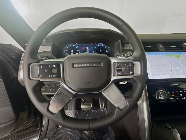 New 2026 Land Rover Discovery Dynamic SE AWD/4WD image 12
