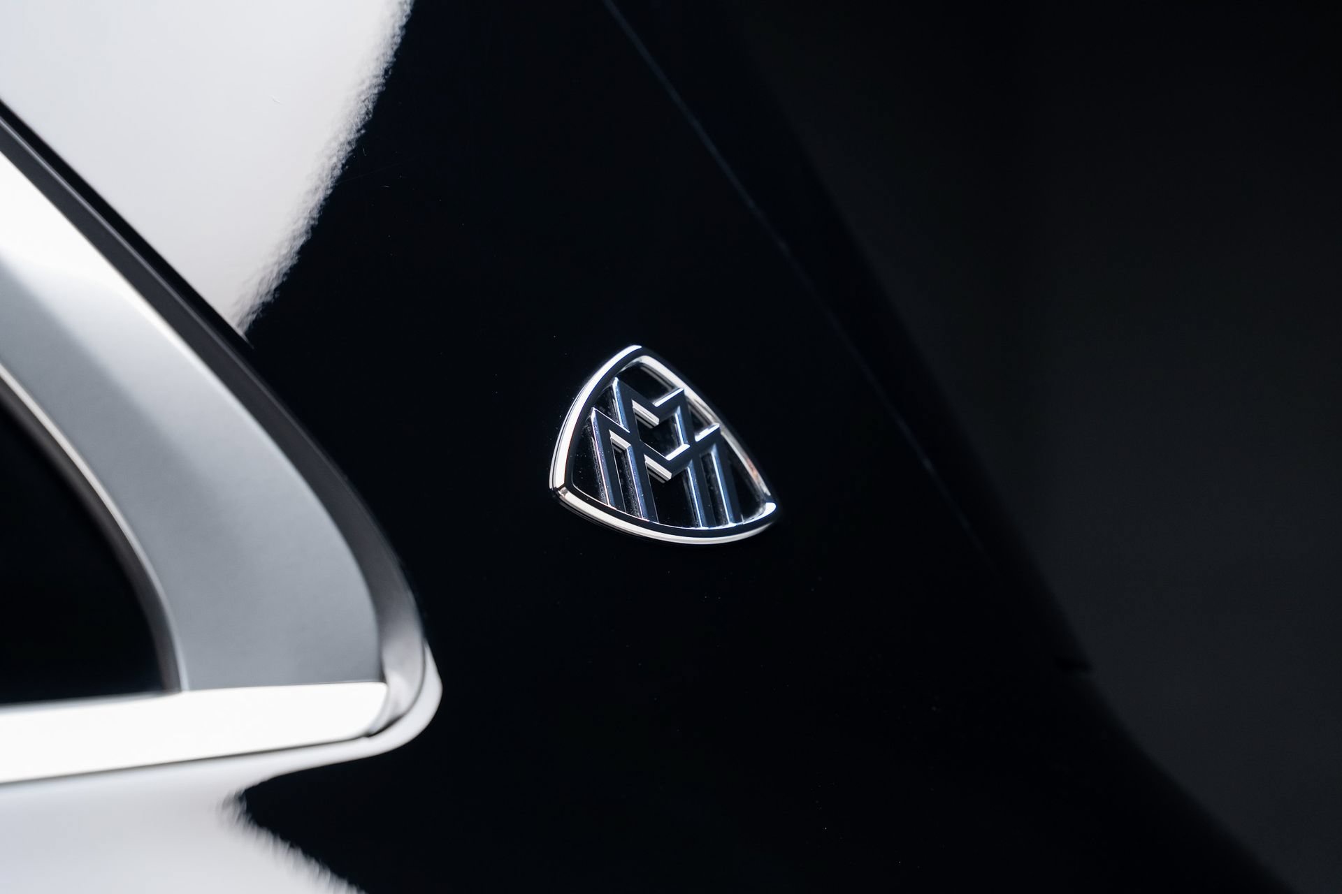 Used 2024 Mercedes-Benz Maybach GLS 600 4MATIC image 24