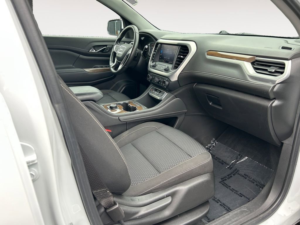 Used 2022 GMC Acadia SLE FWD image 26