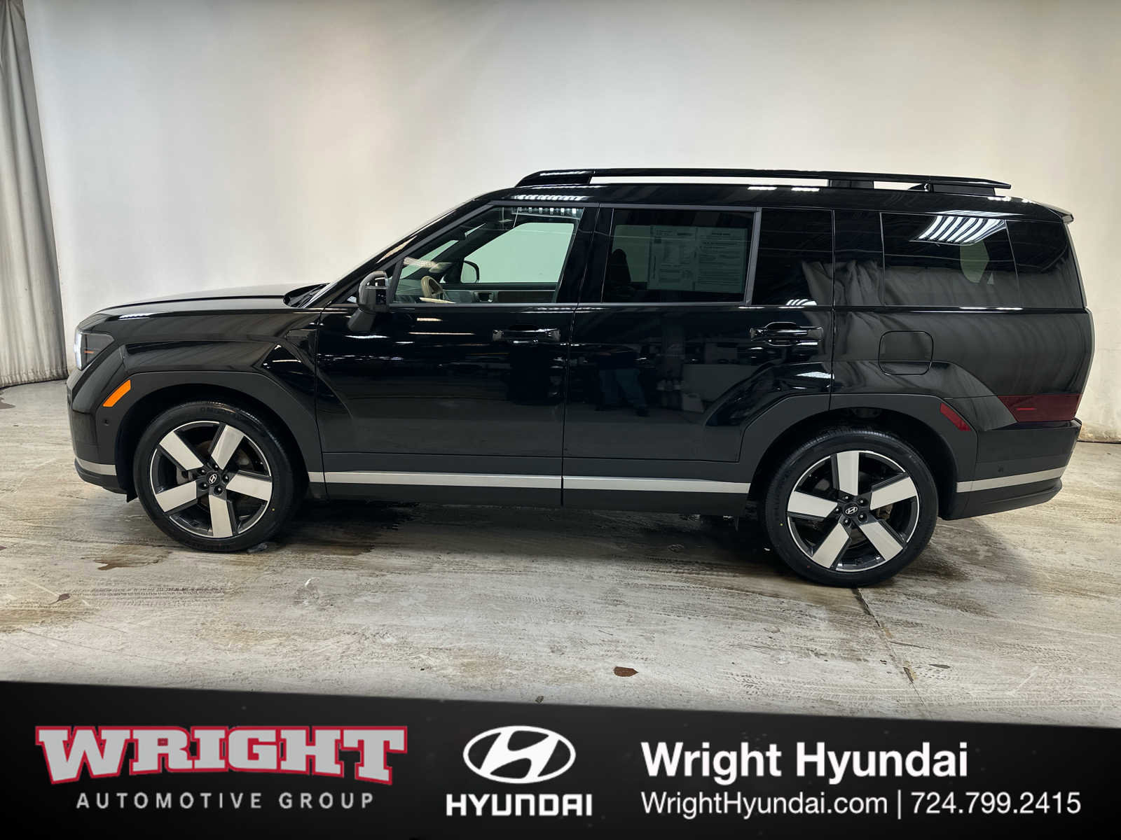Used 2024 Hyundai Santa Fe Limited image 7
