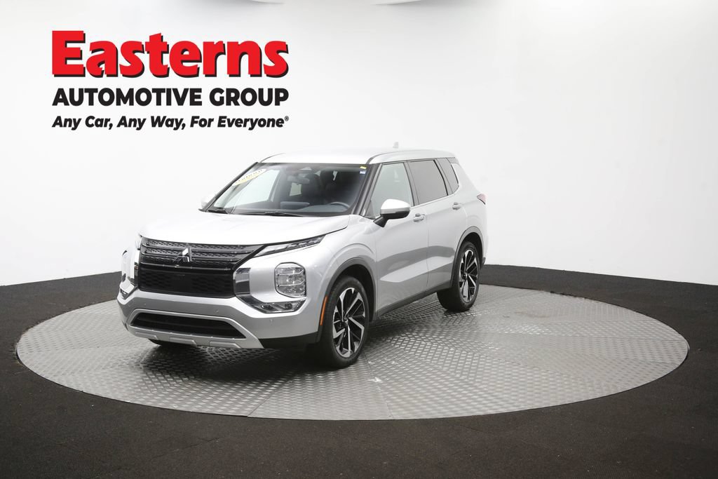 Used 2024 Mitsubishi Outlander SE FWD image 57