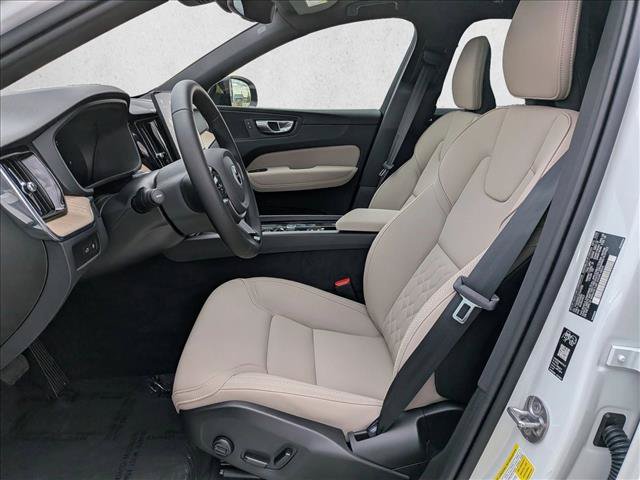 New 2026 Volvo XC60 T8 Plus w/ Climate Package AWD/4WD image 4