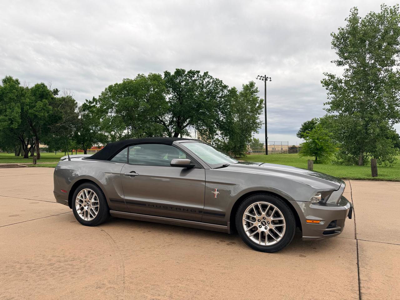 Used 2014 Ford Mustang Premium w/ Equipment Group 202A RWD image 25