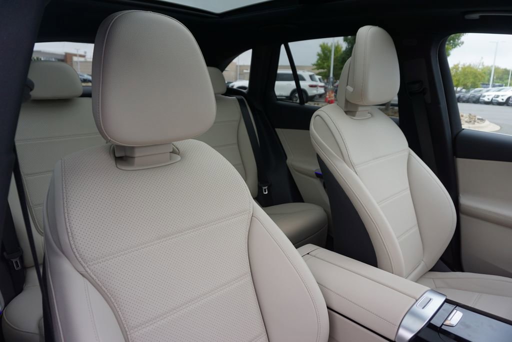 New 2026 Mercedes-Benz GLC 300 4MATIC image 68