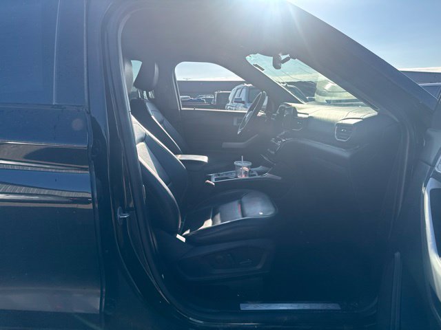 Used 2022 Ford Explorer Limited w/ Equipment Group 301A AWD/4WD image 21