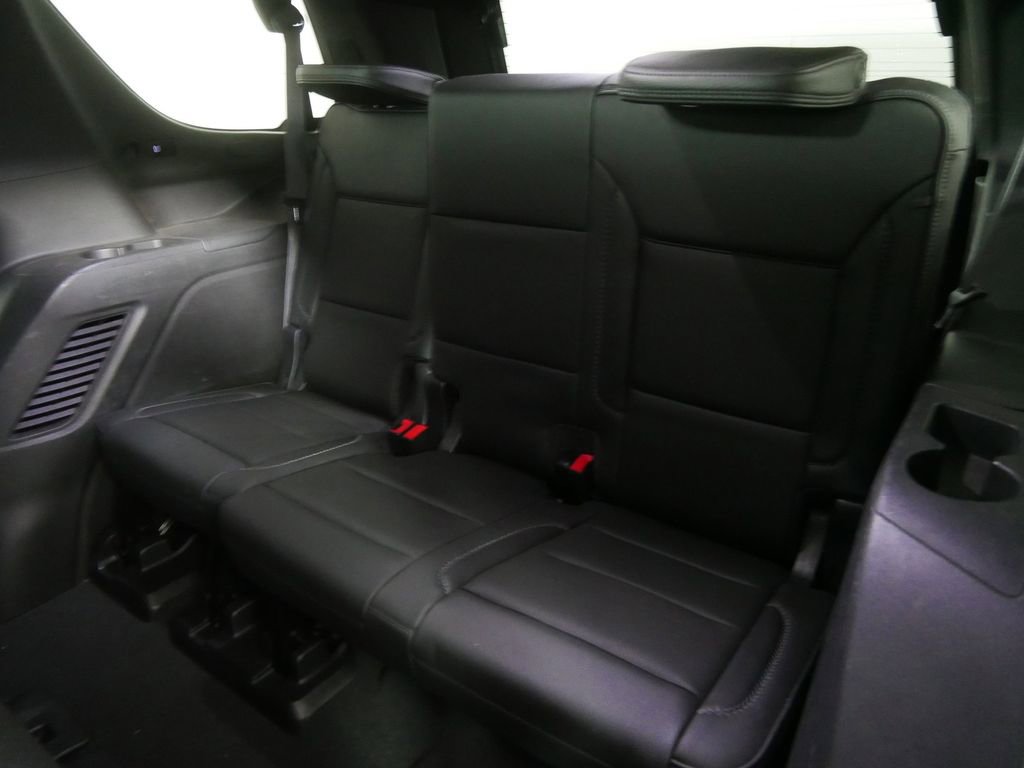 Used 2021 GMC Yukon Denali w/ Denali Premium Package AWD/4WD image 21