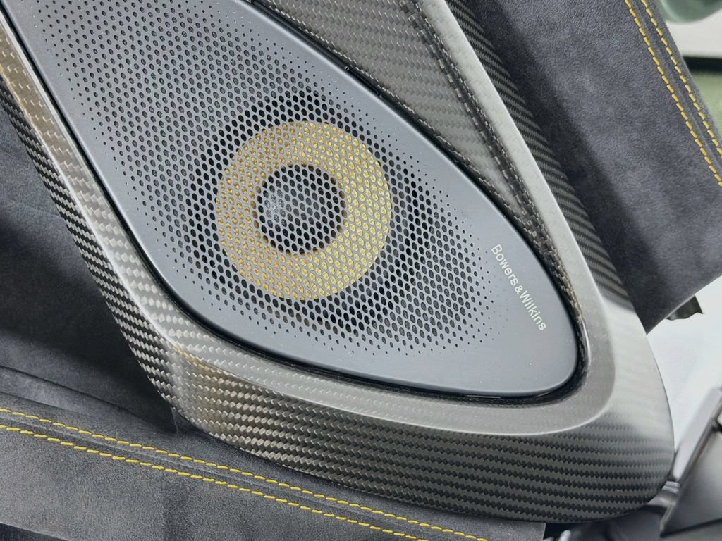 Used 2020 McLaren 600LT Spider RWD image 19