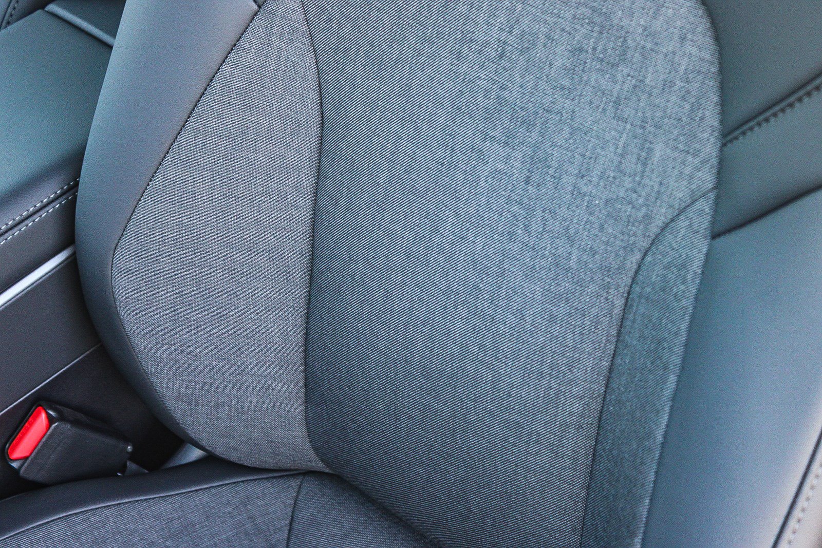 Used 2026 Tesla Model Y 2WD image 23