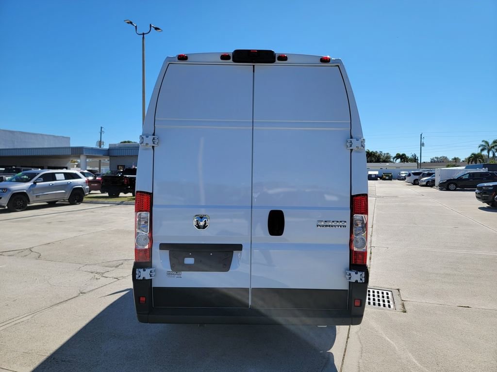Used 2025 RAM ProMaster 3500 w/ Quick Order Package 22G SLT image 4