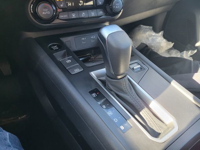 New 2026 Nissan Kicks SV image 23