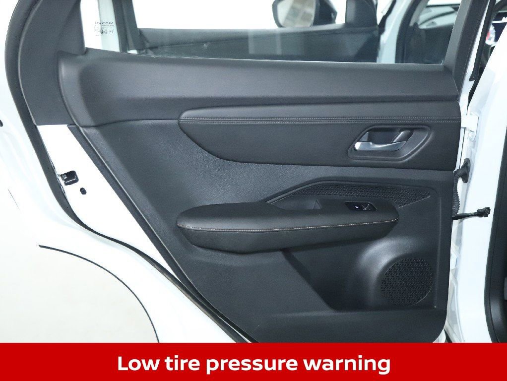 Certified 2024 Nissan Ariya EVOLVE+ e-4ORCE image 15