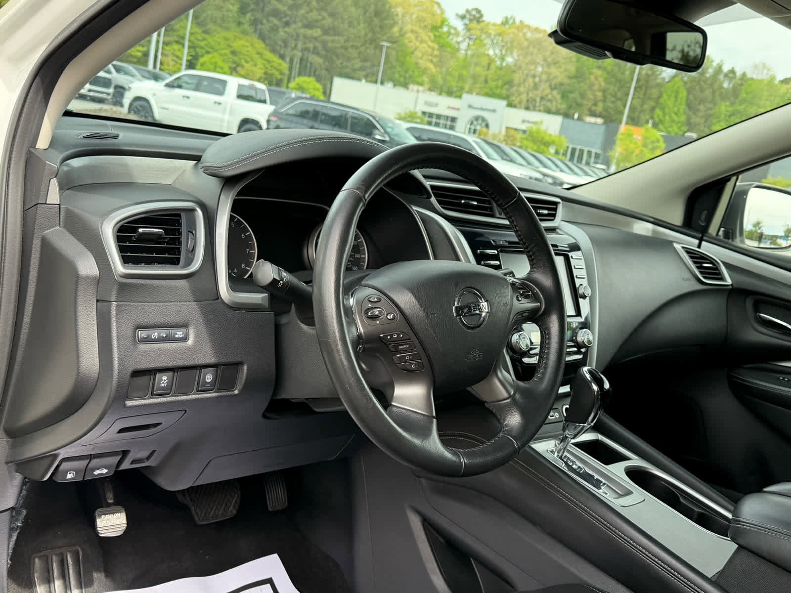 Used 2021 Nissan Murano SV FWD image 15