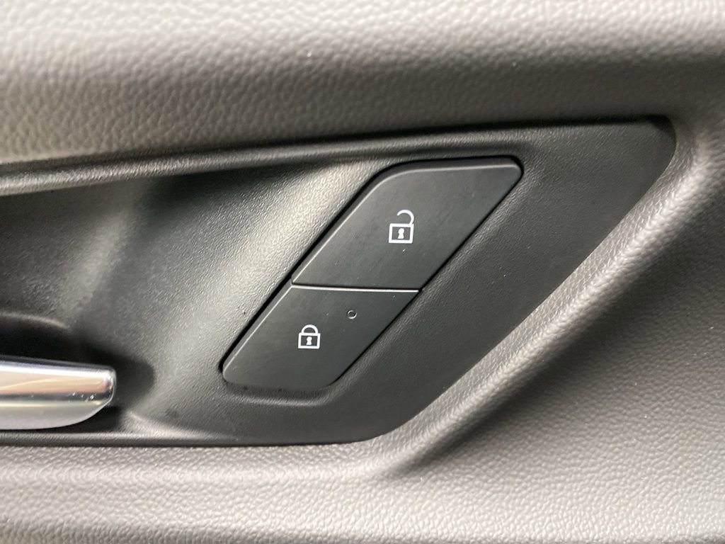 New 2026 Chevrolet Equinox LT w/ Convenience Package II AWD/4WD image 34