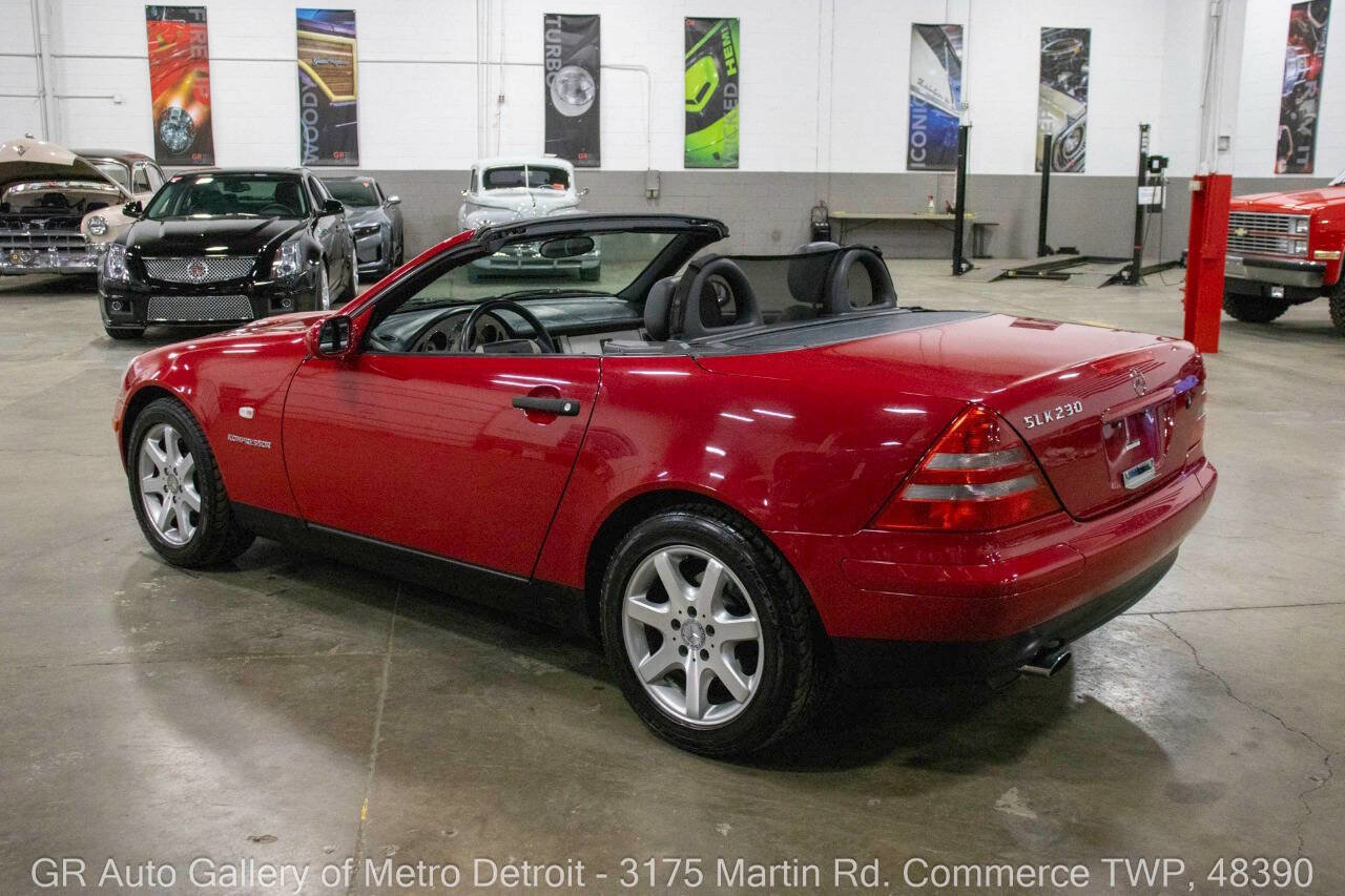 Used 1998 Mercedes-Benz SLK 230 image 5