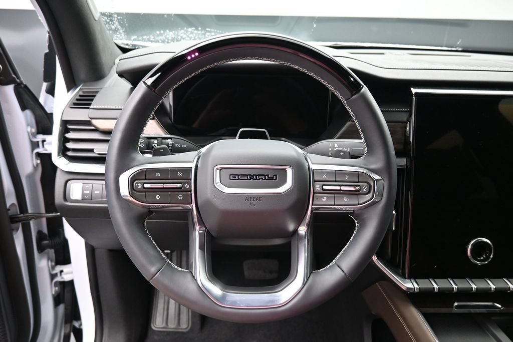 Used 2026 GMC Acadia Denali Ultimate w/ LPO, Floor Liner Package AWD/4WD image 16