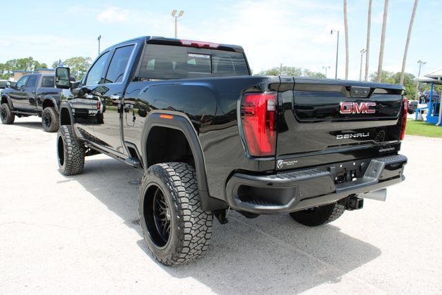 Used 2025 GMC Sierra 2500 Denali w/ Denali Reserve Package AWD/4WD image 8
