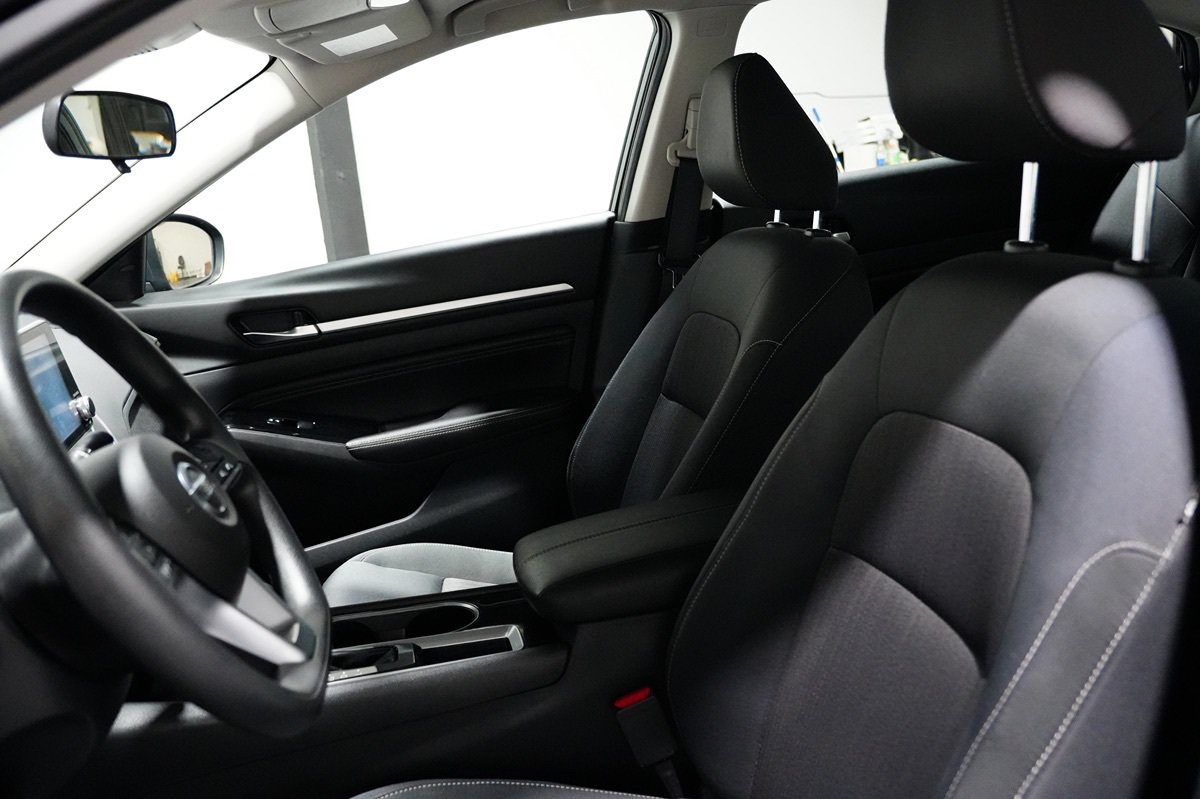Used 2021 Nissan Altima 2.5 SV FWD image 16