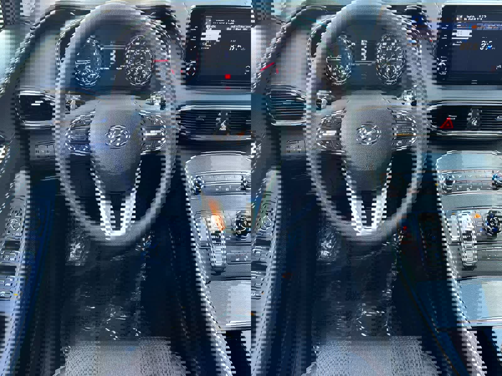 Certified 2022 Hyundai Santa Fe SEL image 15