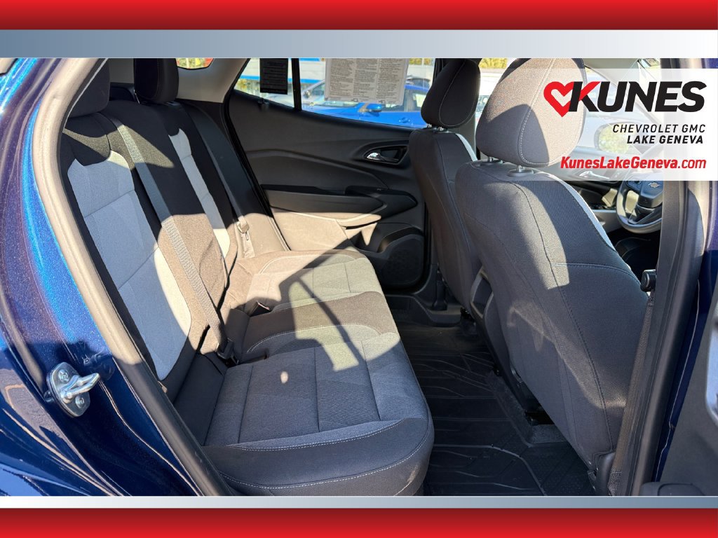 Used 2024 Chevrolet Trax LS w/ LS Convenience Package FWD image 34