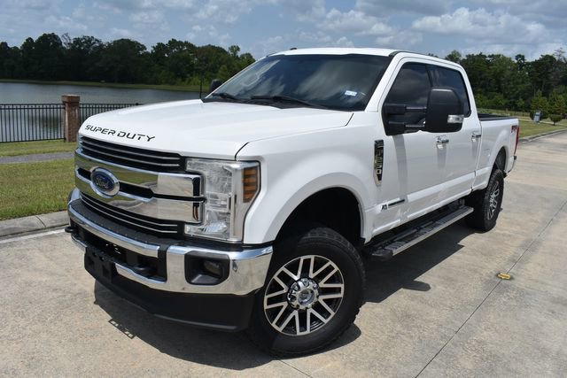 Used 2018 Ford F250 Lariat w/ Lariat Value Package image 6