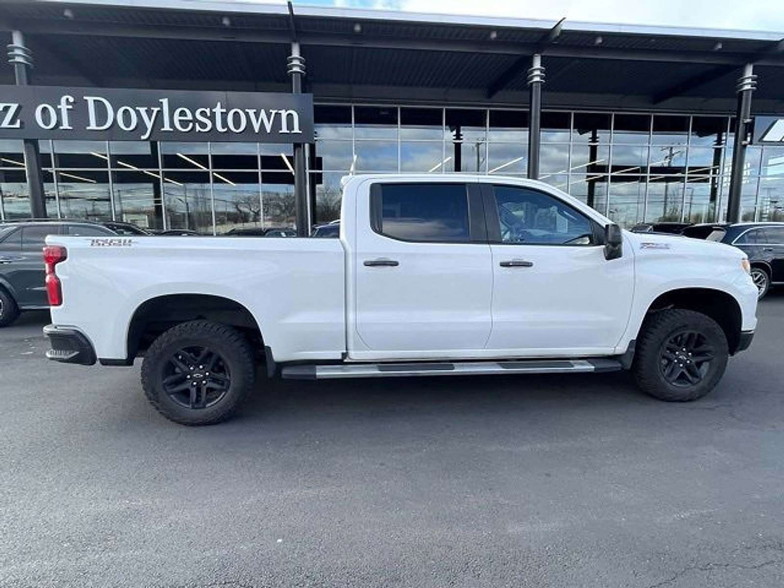 Used 2024 Chevrolet Silverado 1500 LT Trail Boss w/ LT Trail Boss Premium Package image 8