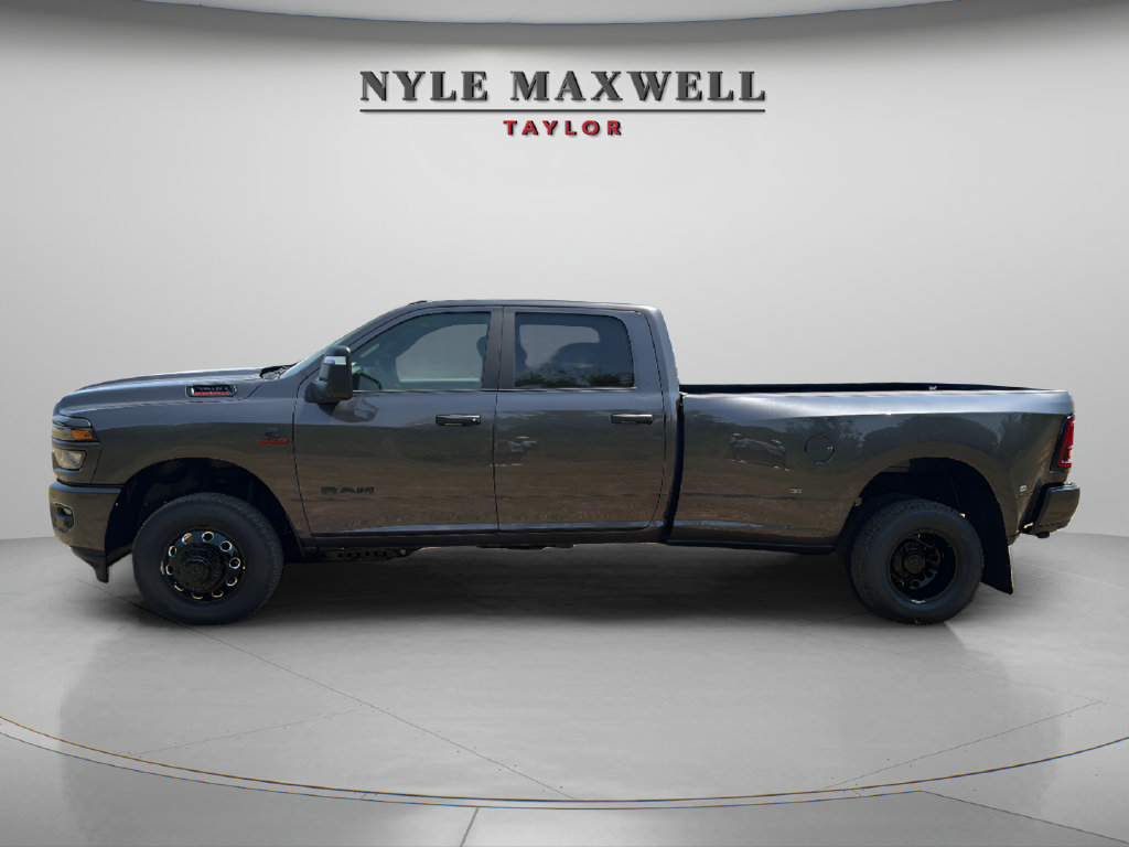 New 2027 RAM 3500 Lone Star AWD/4WD image 10