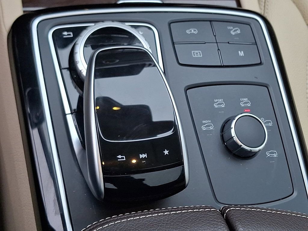 Used 2017 Mercedes-Benz GLS 450 GLS 450 4MATIC SUV image 25