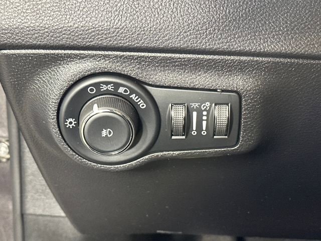 Used 2019 Jeep Compass Altitude image 19