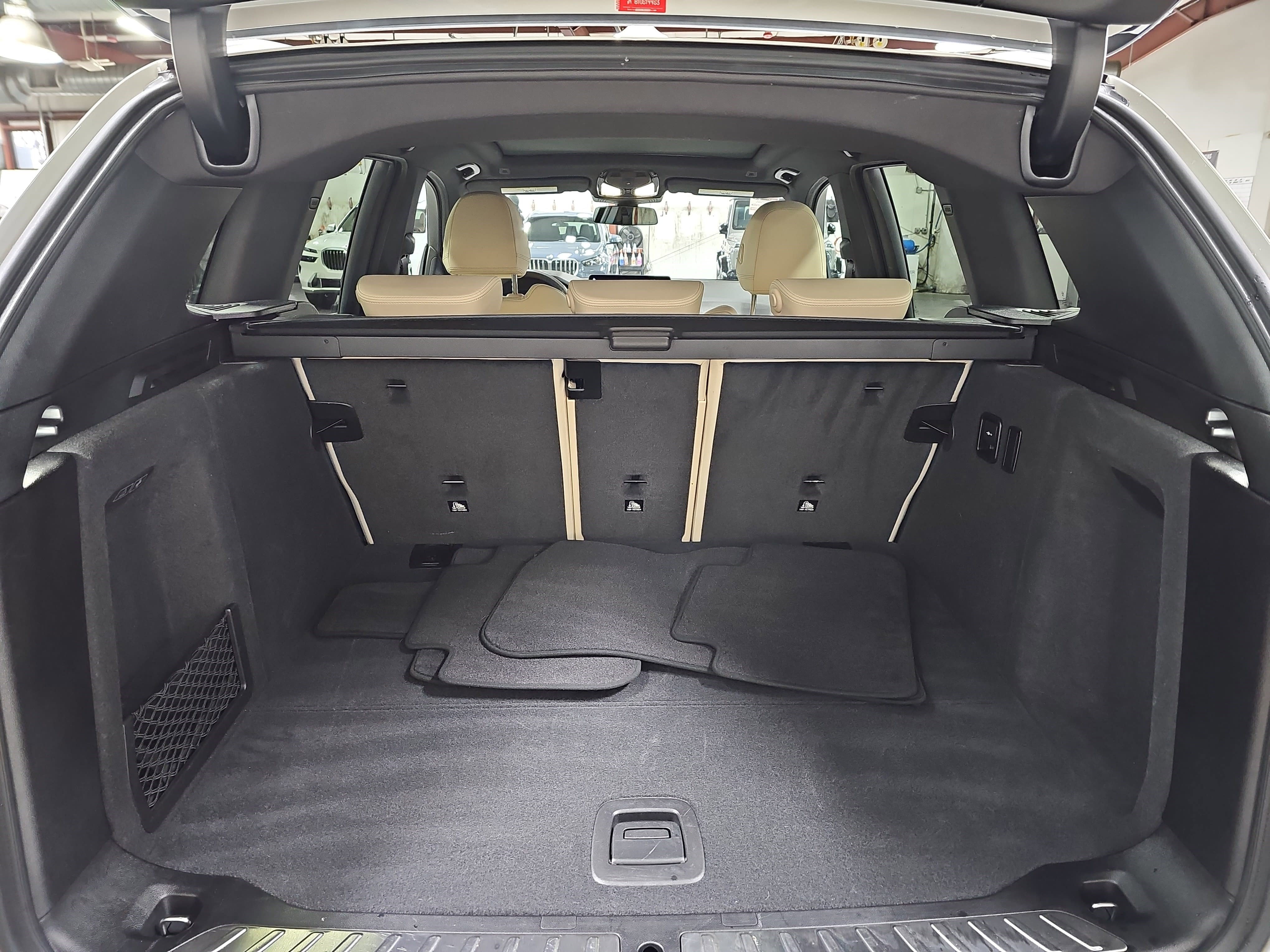 Used 2019 BMW X7 xDrive40i w/ Premium Package image 13