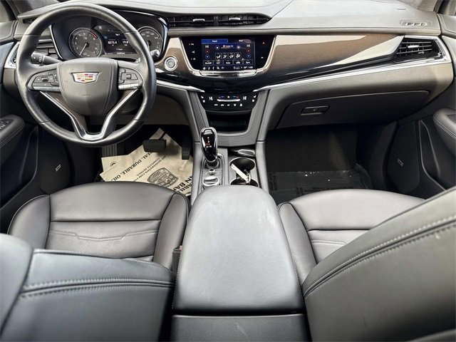 Certified 2024 Cadillac XT6 Premium Luxury w/ Platinum Package image 17