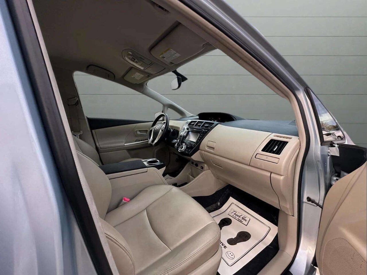 Used 2013 Toyota Prius V Five image 14