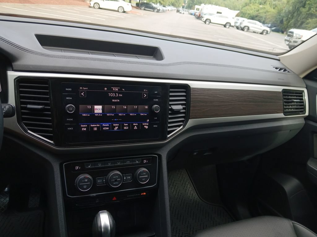 Used 2023 Volkswagen Atlas SE AWD/4WD image 18