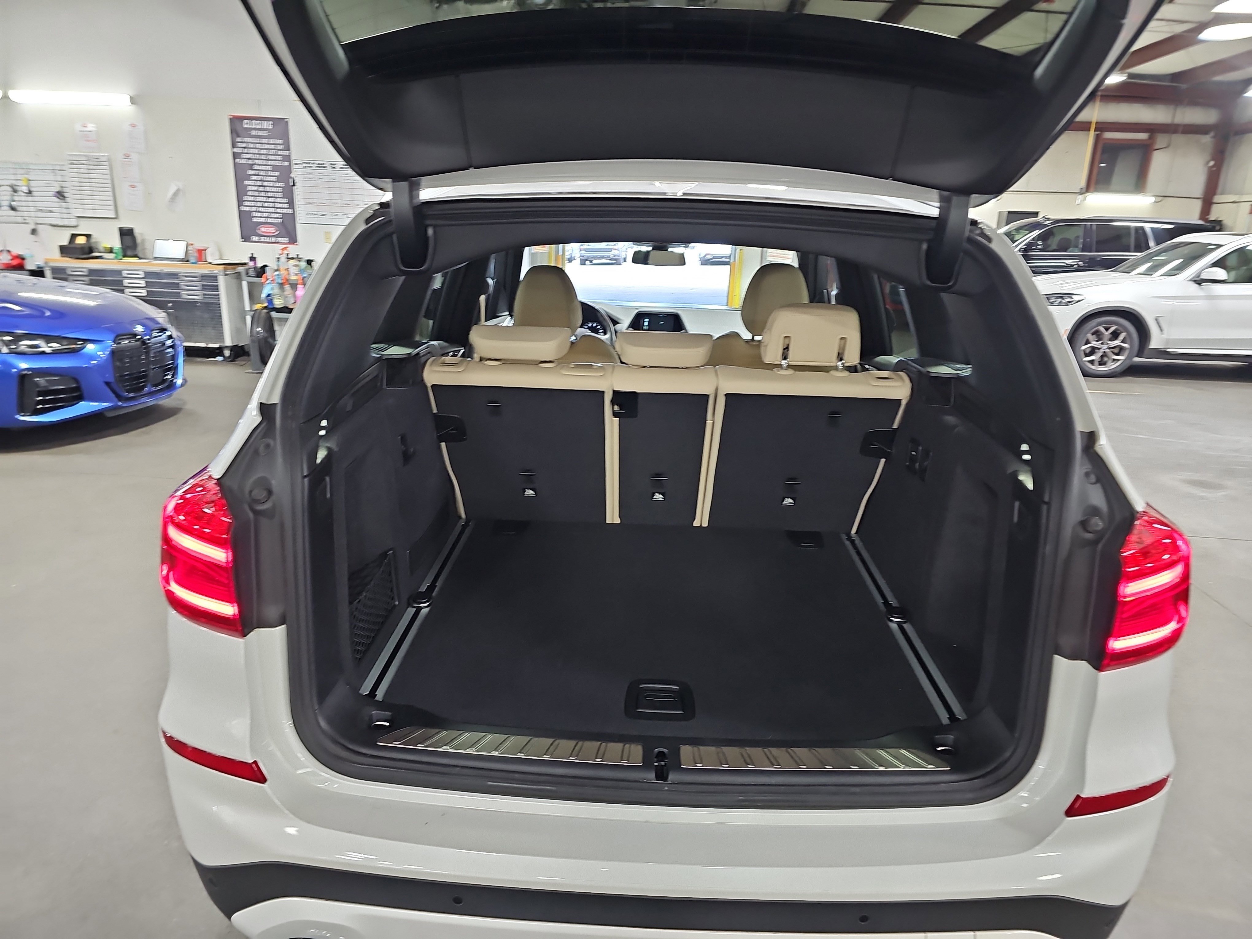Used 2019 BMW X3 xDrive30i w/ Driving Assistance Package AWD/4WD image 13