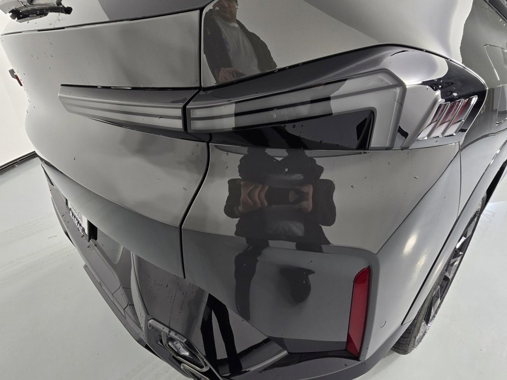 New 2026 BMW XM Label Red image 9