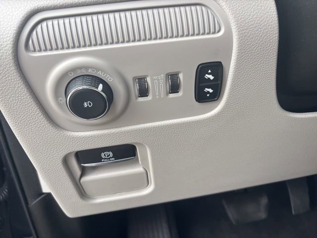 Used 2022 Jeep Wagoneer Series I w/ Premium Group I AWD/4WD image 29