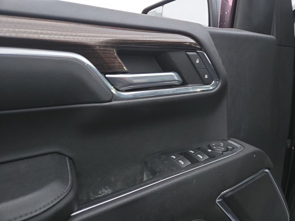 Used 2023 Chevrolet Silverado 1500 RST w/ LPO, Dark Essentials Package image 10