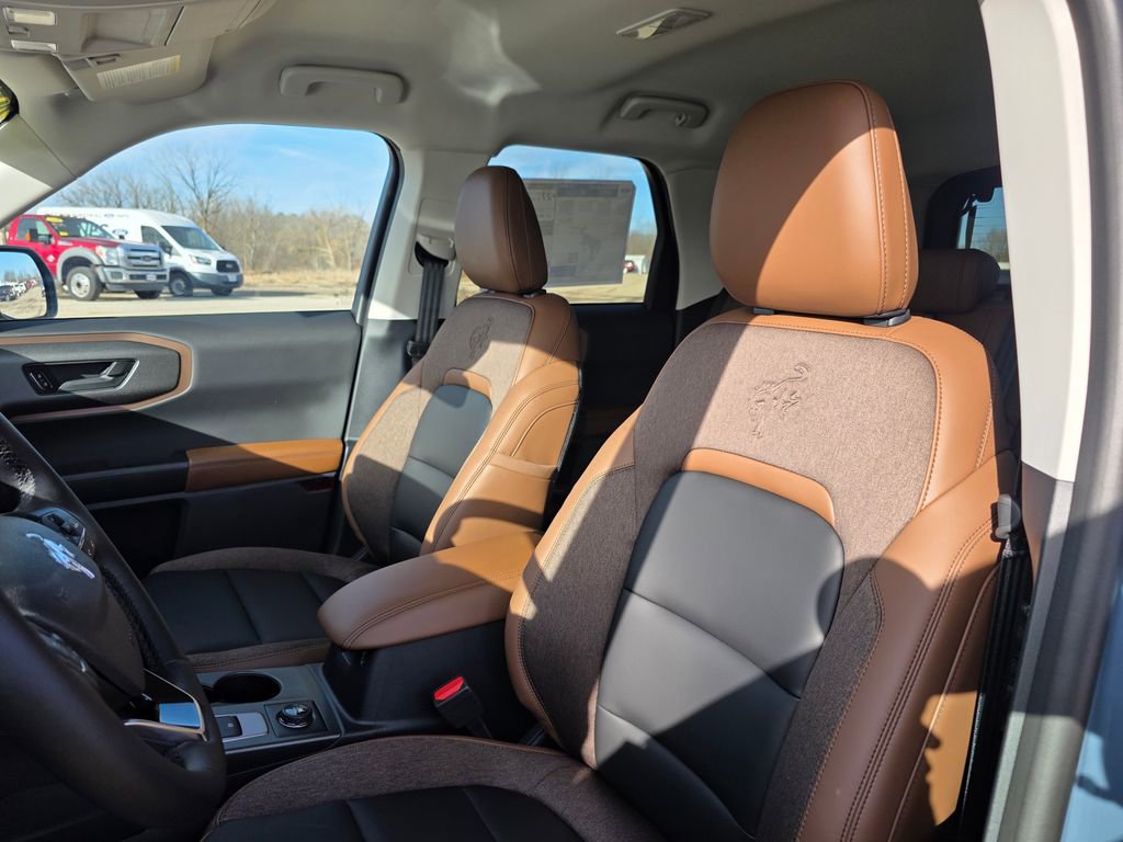 New 2026 Ford Bronco Sport Outer Banks w/ Outer Banks Tech Package+ AWD/4WD image 16
