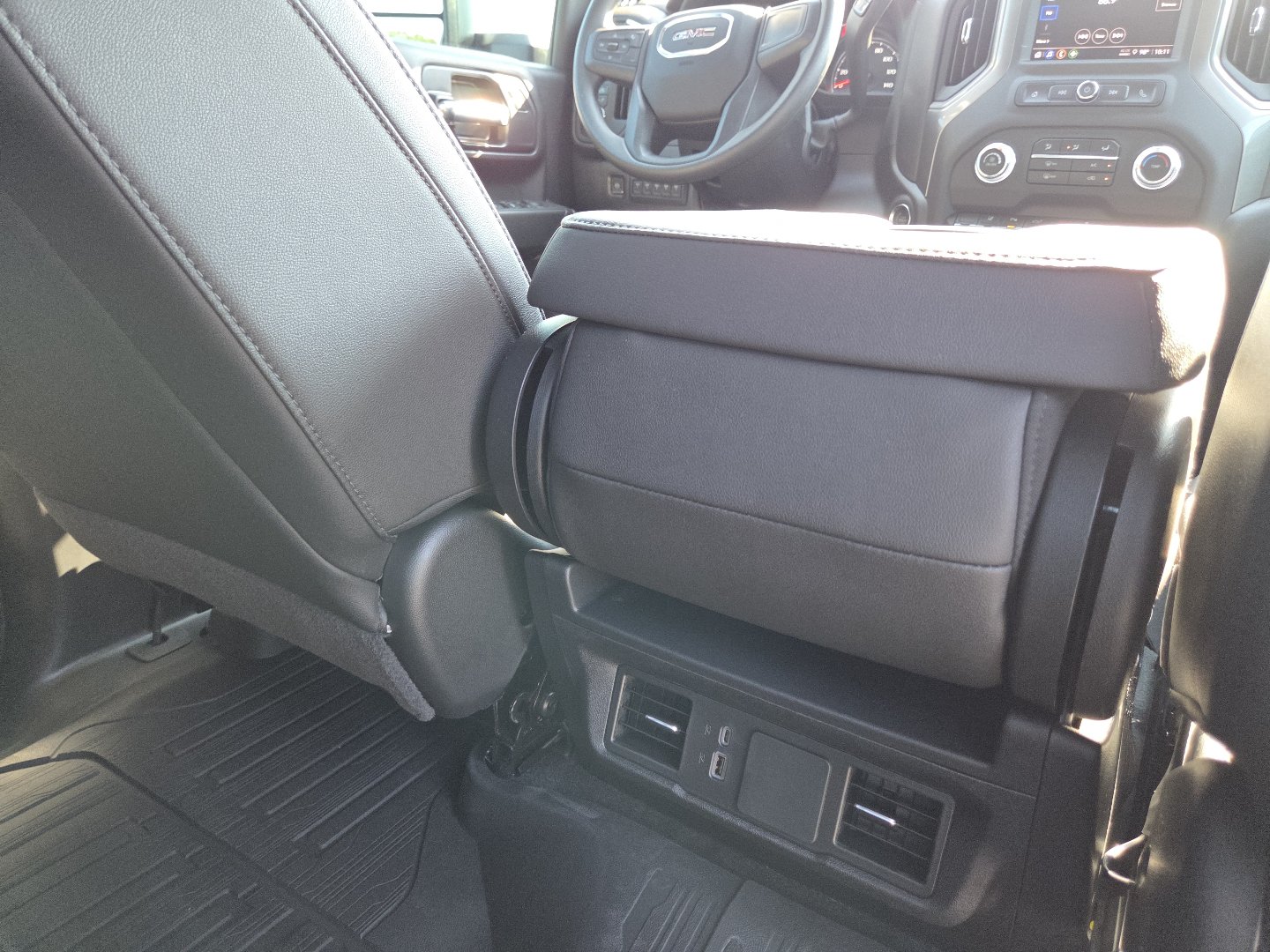 New 2026 GMC Sierra 2500 Pro w/ 1SA Pro Safety Plus Package AWD/4WD image 25