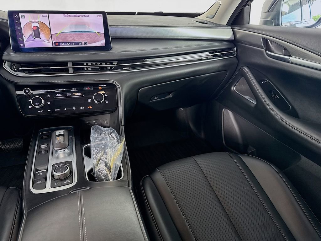 Certified 2026 INFINITI QX60 Luxe w/ Family Package FWD image 25